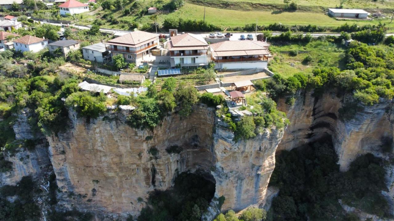 Guest House Bracaj Corovode Exterior photo