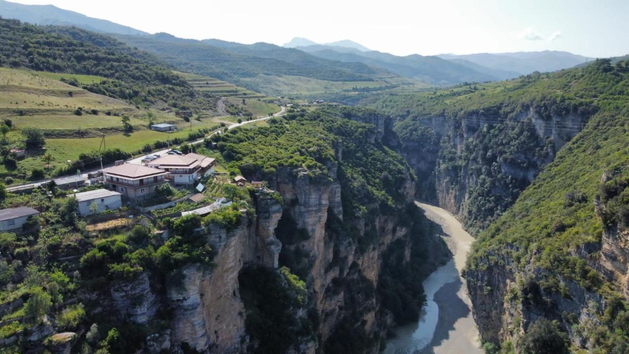 Guest House Bracaj Corovode Exterior photo