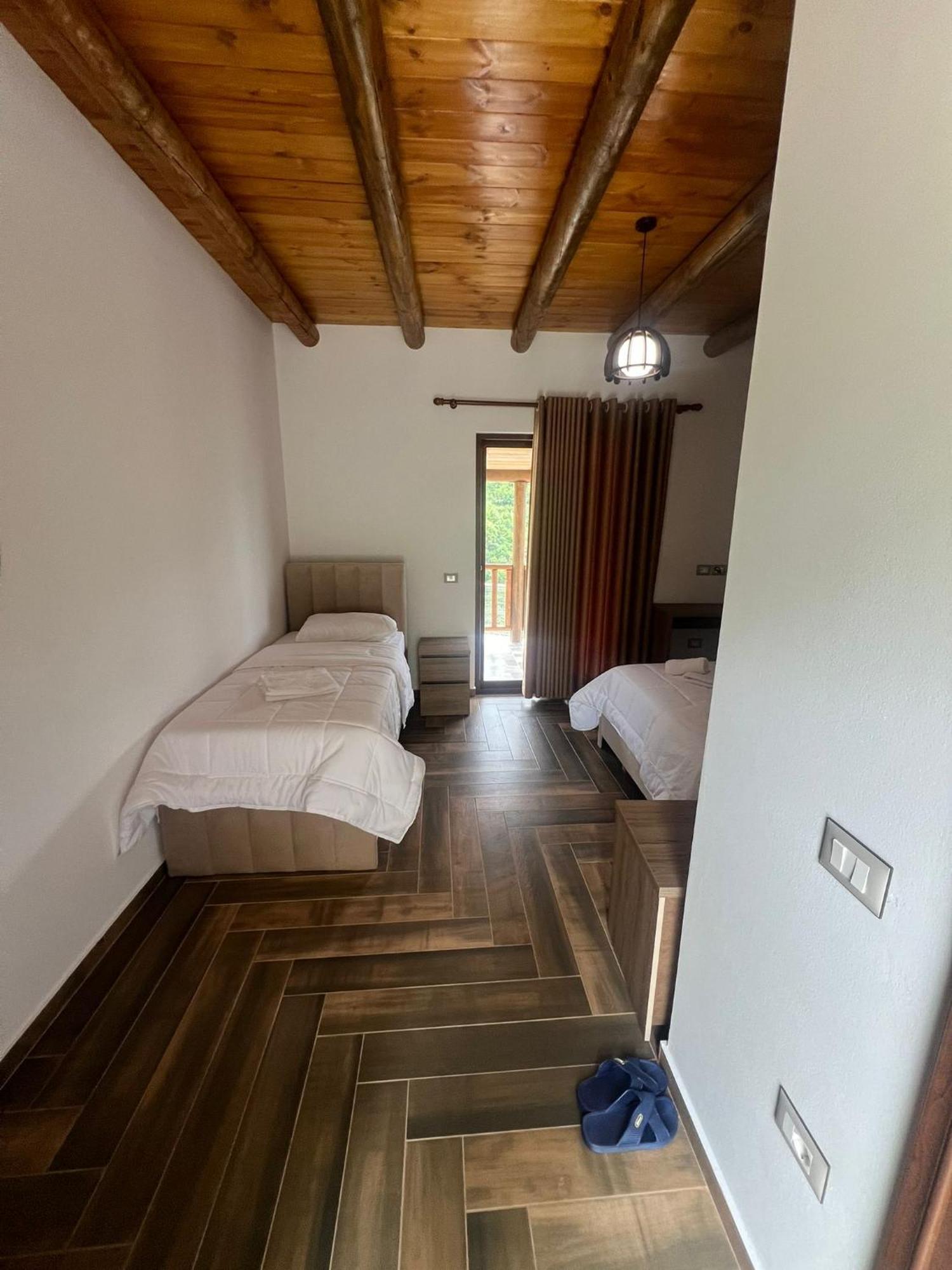 Guest House Bracaj Corovode Exterior photo