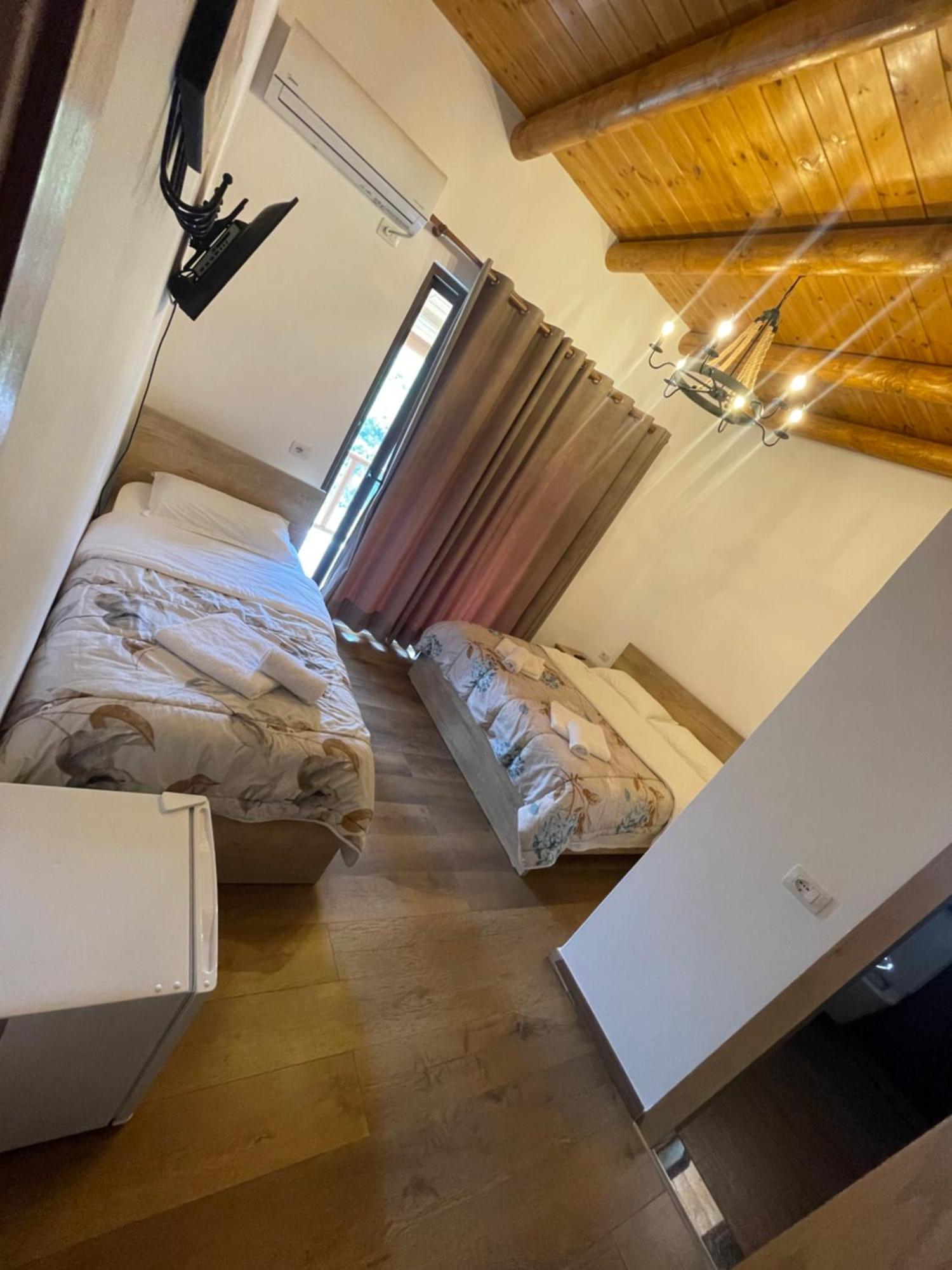 Guest House Bracaj Corovode Exterior photo