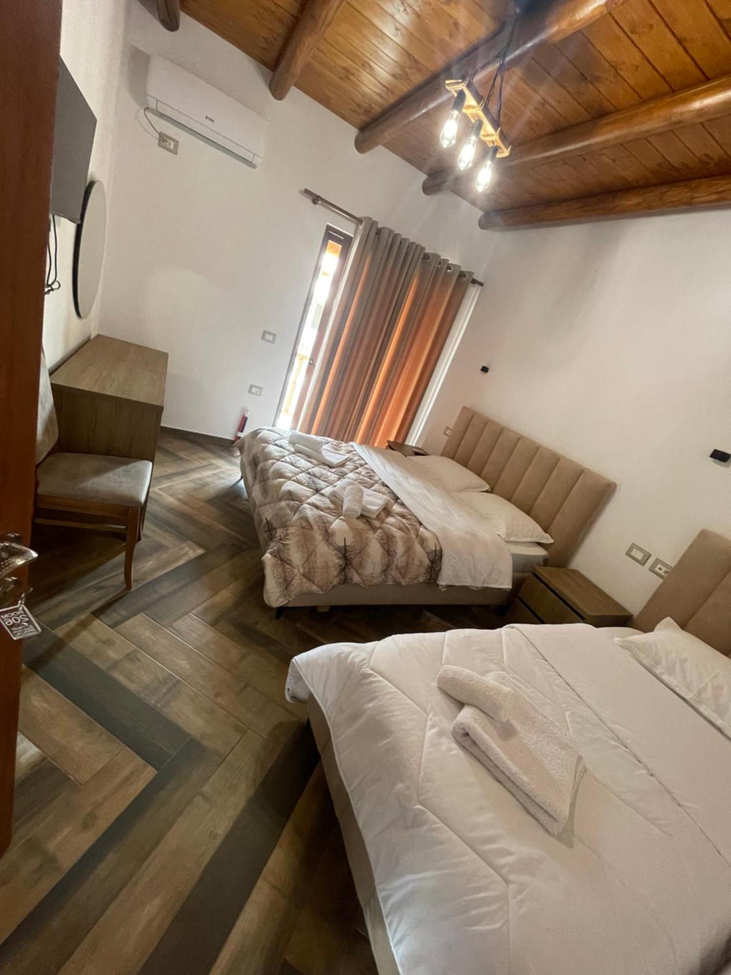 Guest House Bracaj Corovode Exterior photo
